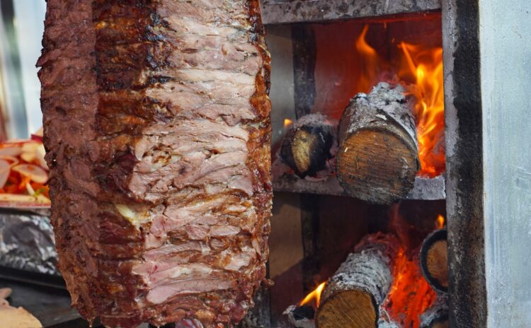 Turkish,Döner,Kebap,Cooked,On,Wood,Fire Meşhur Elazığ Yaprak Döner 500 Gr - Görsel 1